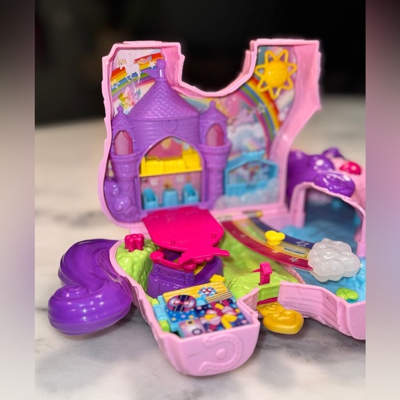 Polly Pocket Puppy Party Piñata & Unicorn Travel Toy Exteriors. - Picture 7 of 8